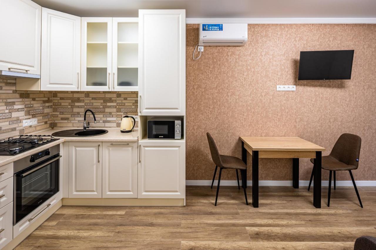 Avalon Time Apartment Lviv Eksteriør billede