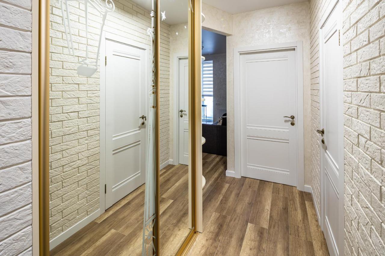 Avalon Time Apartment Lviv Eksteriør billede