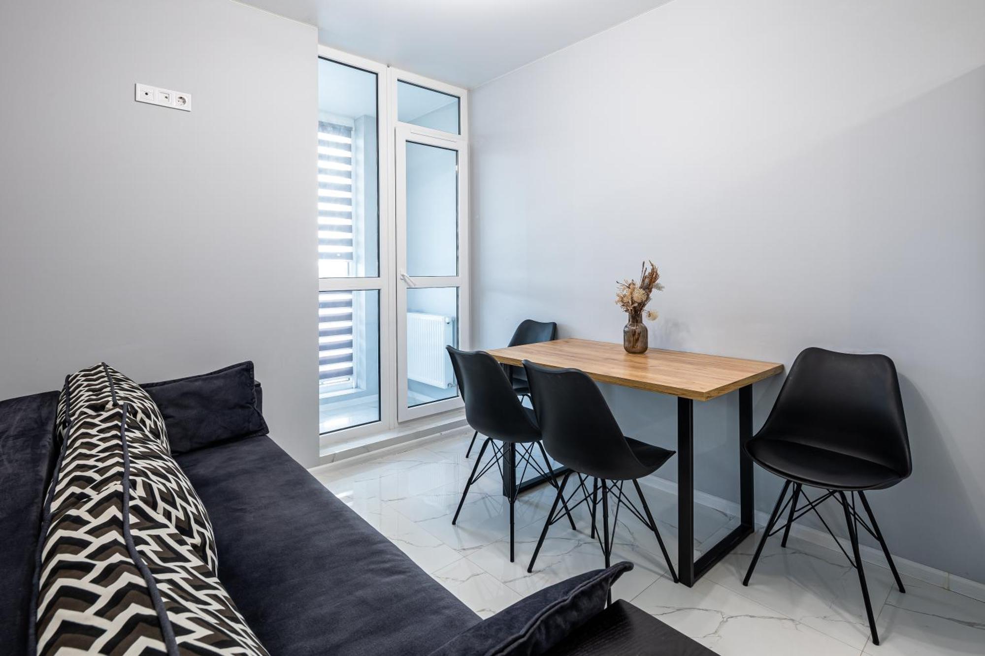 Avalon Time Apartment Lviv Eksteriør billede