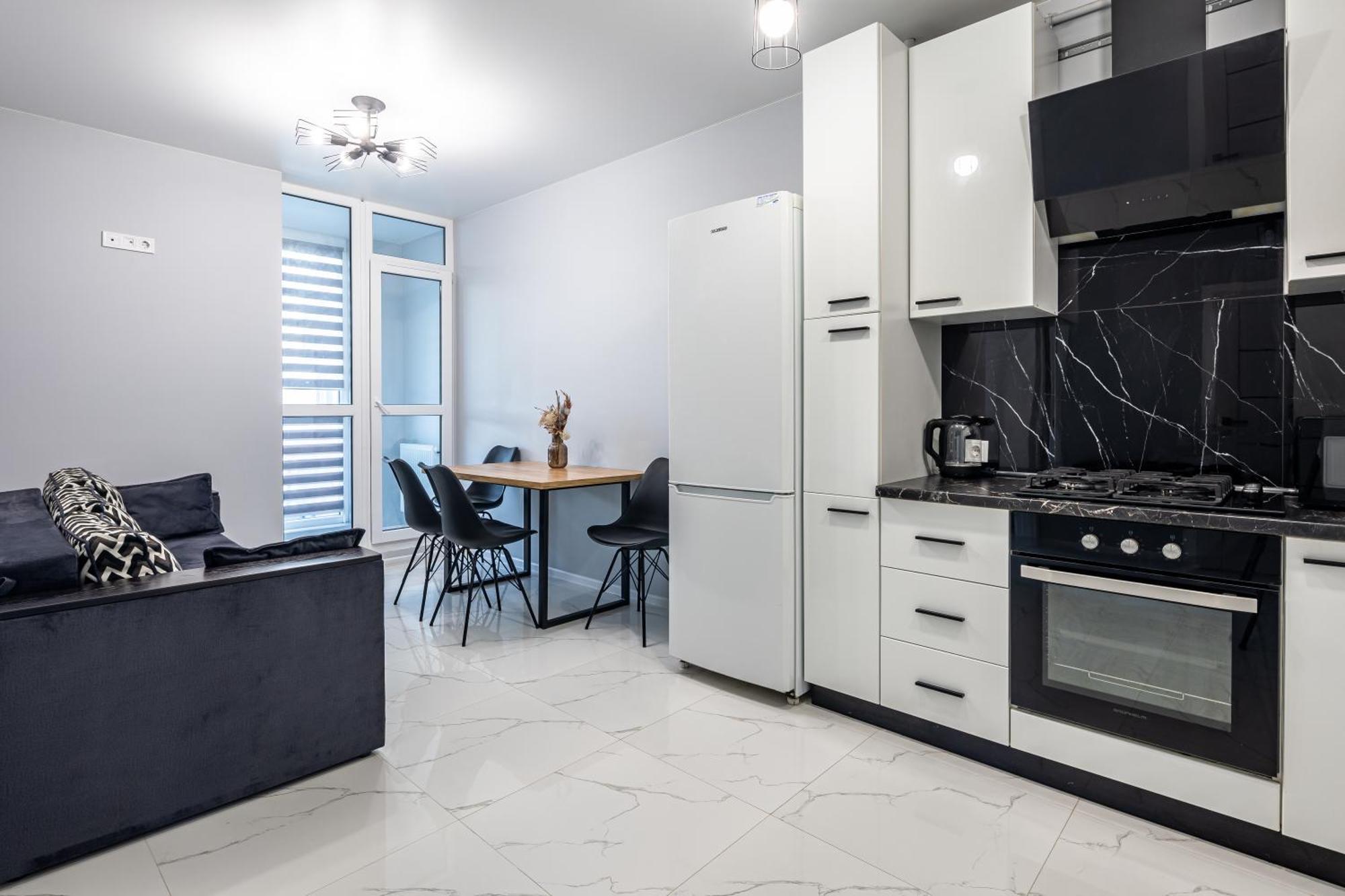 Avalon Time Apartment Lviv Eksteriør billede